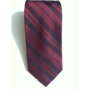 CALVIN KLEIN MENS NEW RED 82%SILK 18%VISCOSE CLASSIC PLAID NECKTIE WIDTH:2 7/8"